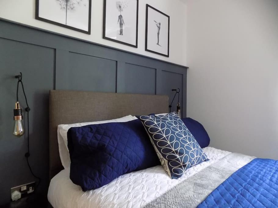 2 Bedroom Luxury City Centre Apt ลินคอล์น ภายนอก รูปภาพ