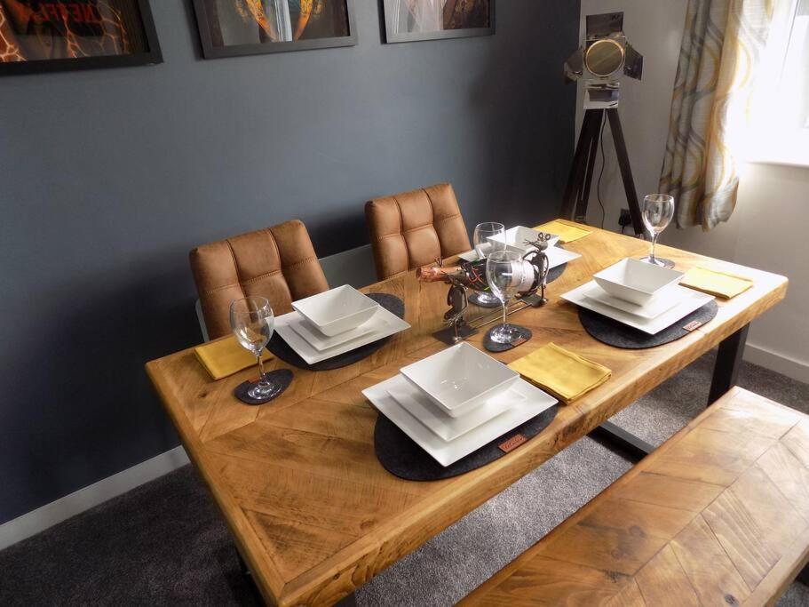2 Bedroom Luxury City Centre Apt ลินคอล์น ภายนอก รูปภาพ
